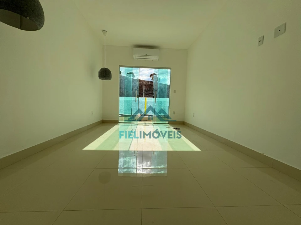 DUPLEX COM AREA GOUMERT LAGOA SANTA