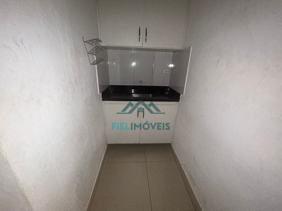 PONTO COMERCIAL D ESQUINA COM ALTO FLUXO DE VEICULOS.