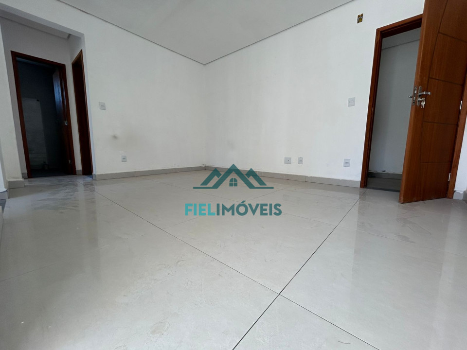 APARTAMENTO ESPAÇOSO GRA DUQUESA