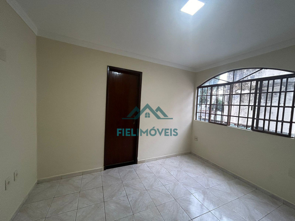 APARTAMENTO COM SACADA NA ILHA