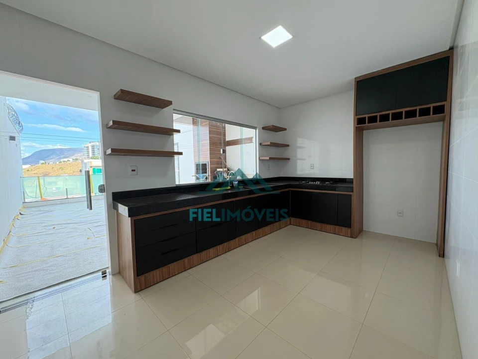DUPLEX COM AREA GOUMERT LAGOA SANTA