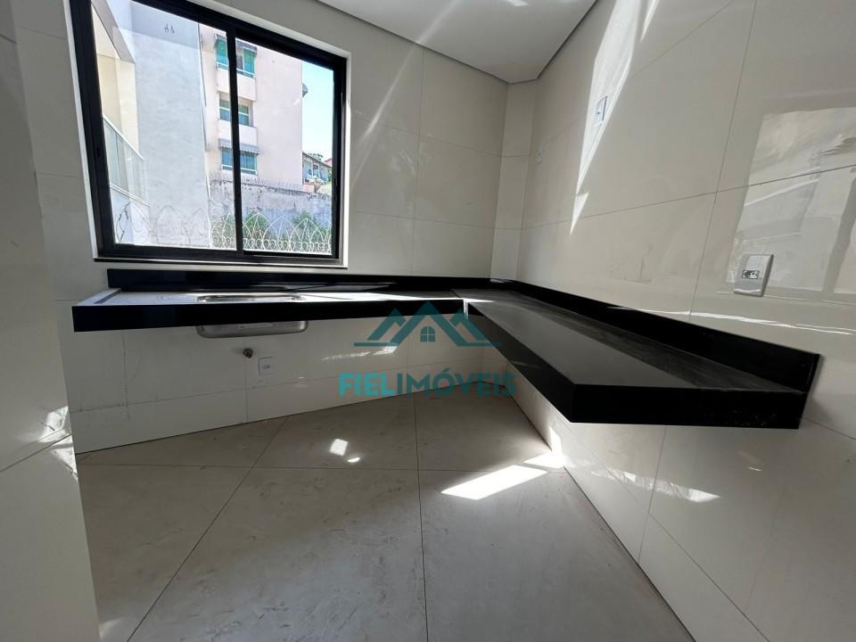 APARTAMENTO ESPAÇOSO GRA DUQUESA