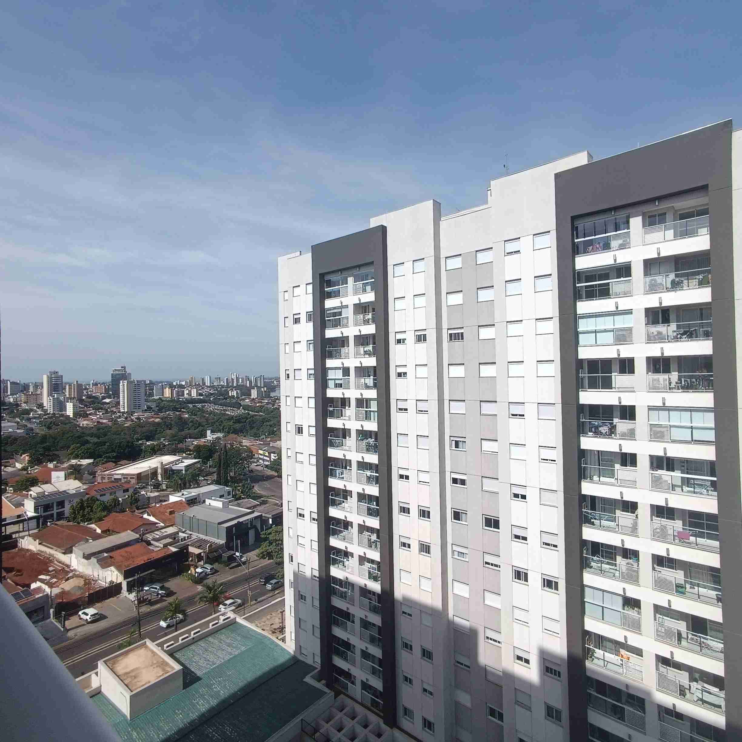 Apartamento à Venda, Edifício Vista Parque lago, 71m² úteis, 3 quartos sendo 1 suíte, 2 vagas, andar alto -  Jardim Presidente, Londrina, PR