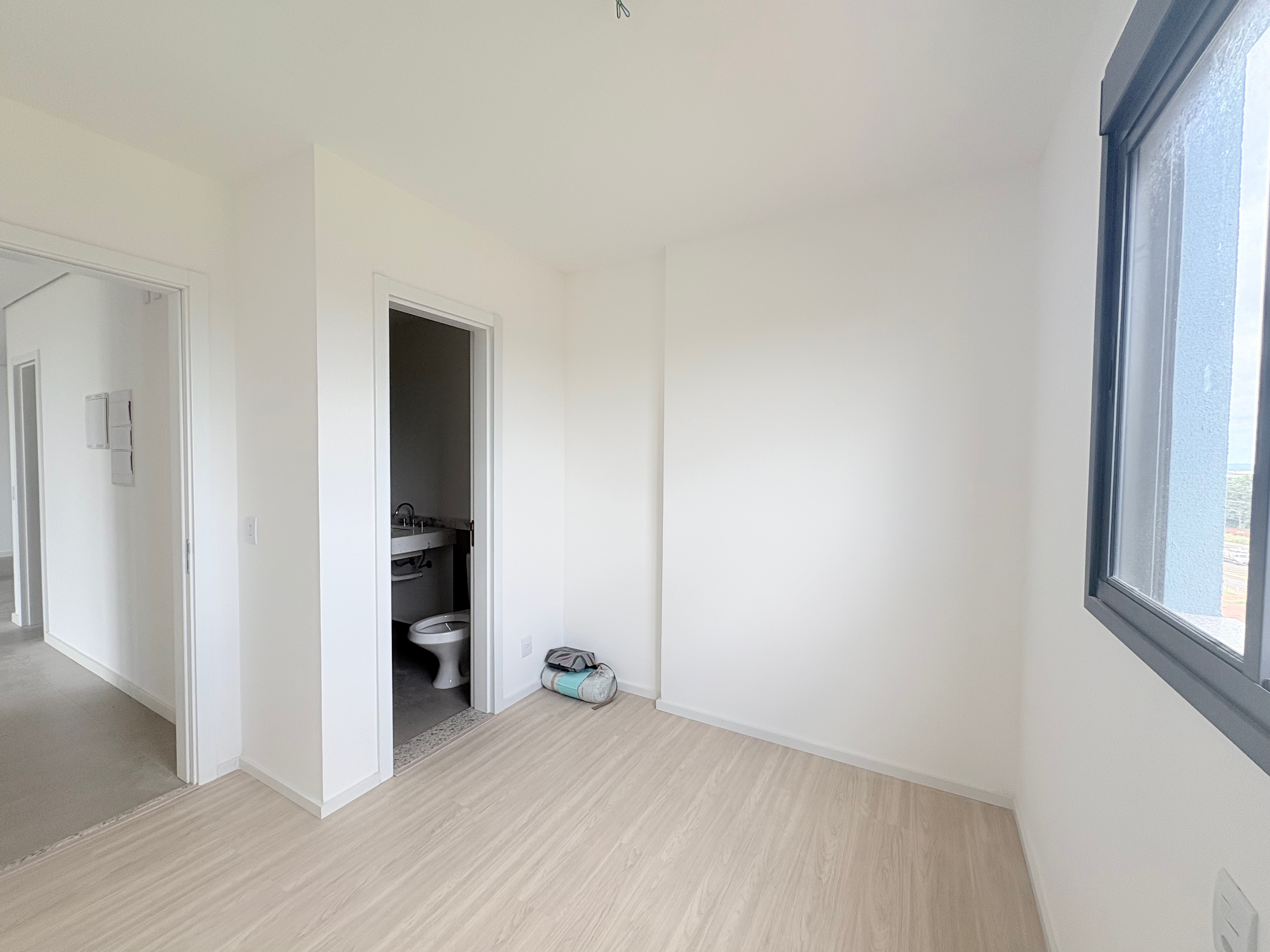 Apartamento à venda,  Edifício Tay, 98m² úteis, 2 suítes, 2 vagas -  Gleba  Palhano - Londrina Pr