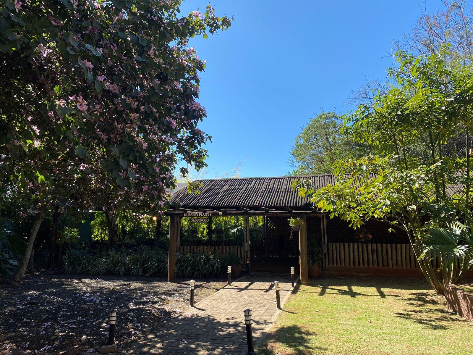 Terreno à Venda, total 3127m² em Condomínio Terras de Canaã -  Cambé PR