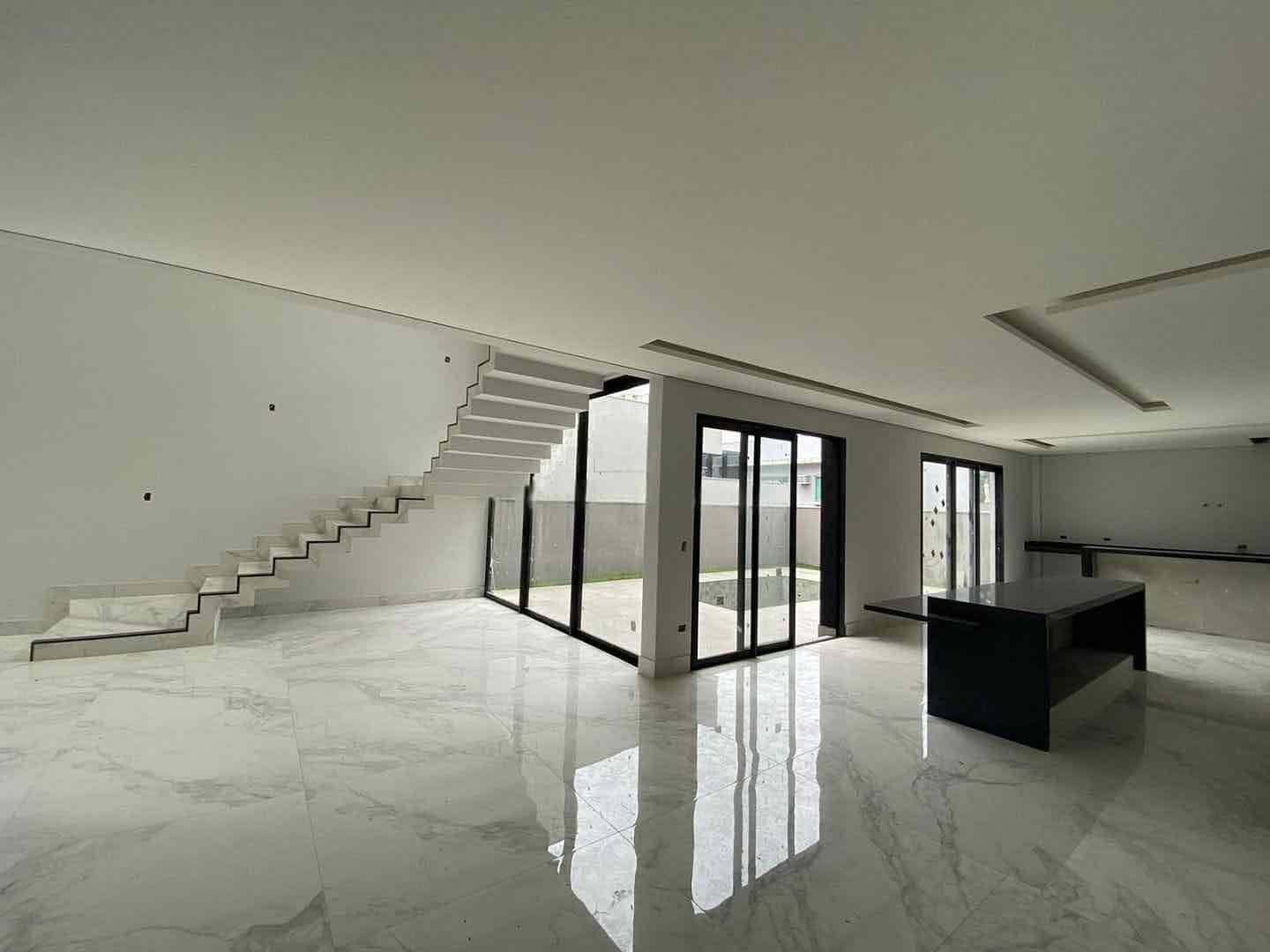 Casa à venda, Royal Forest, 280m²úteis, 4 suítes, 2 vagas -  Esperança, Londrina, PR