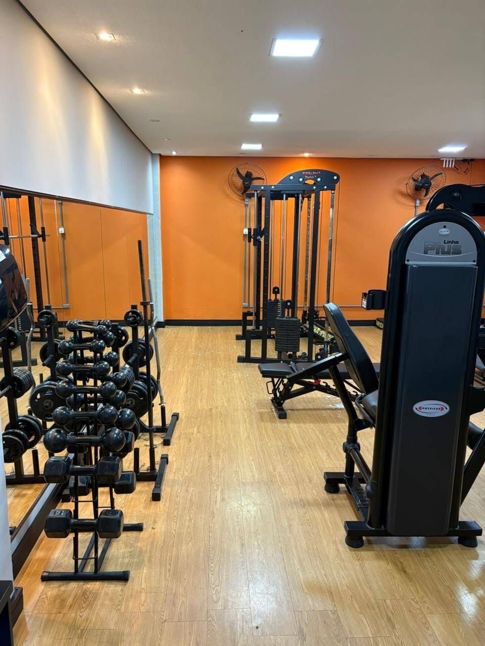 Apartamento à venda, Edifício Spazio Louvre, 46m² úteis, 2 quartos, mobiliado - Gleba Fazenda Palhano, Londrina, PR