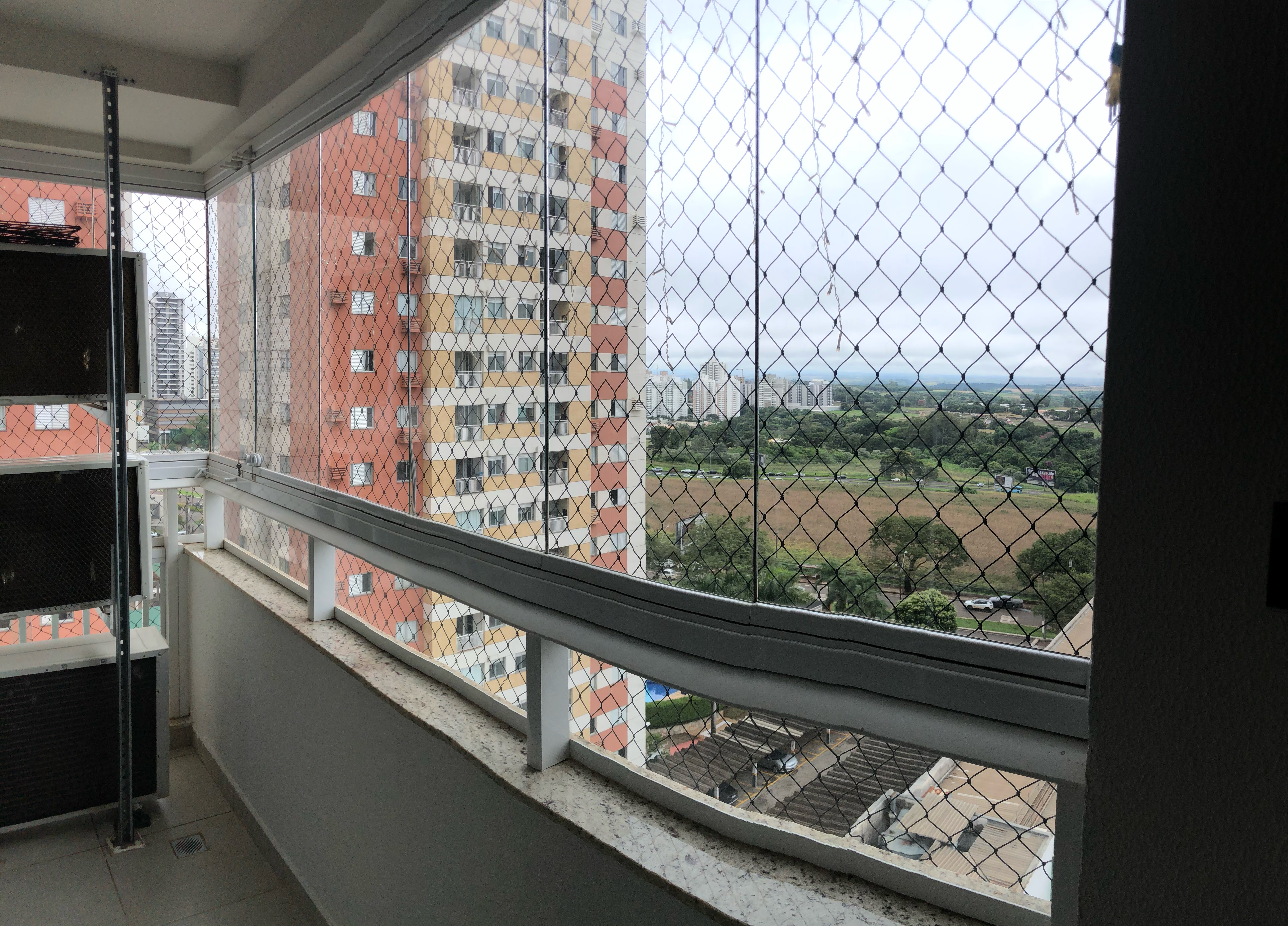 Vende-se apartamento no Cosmopolitan Residence -  Gleba Palhano, Londrina, PR