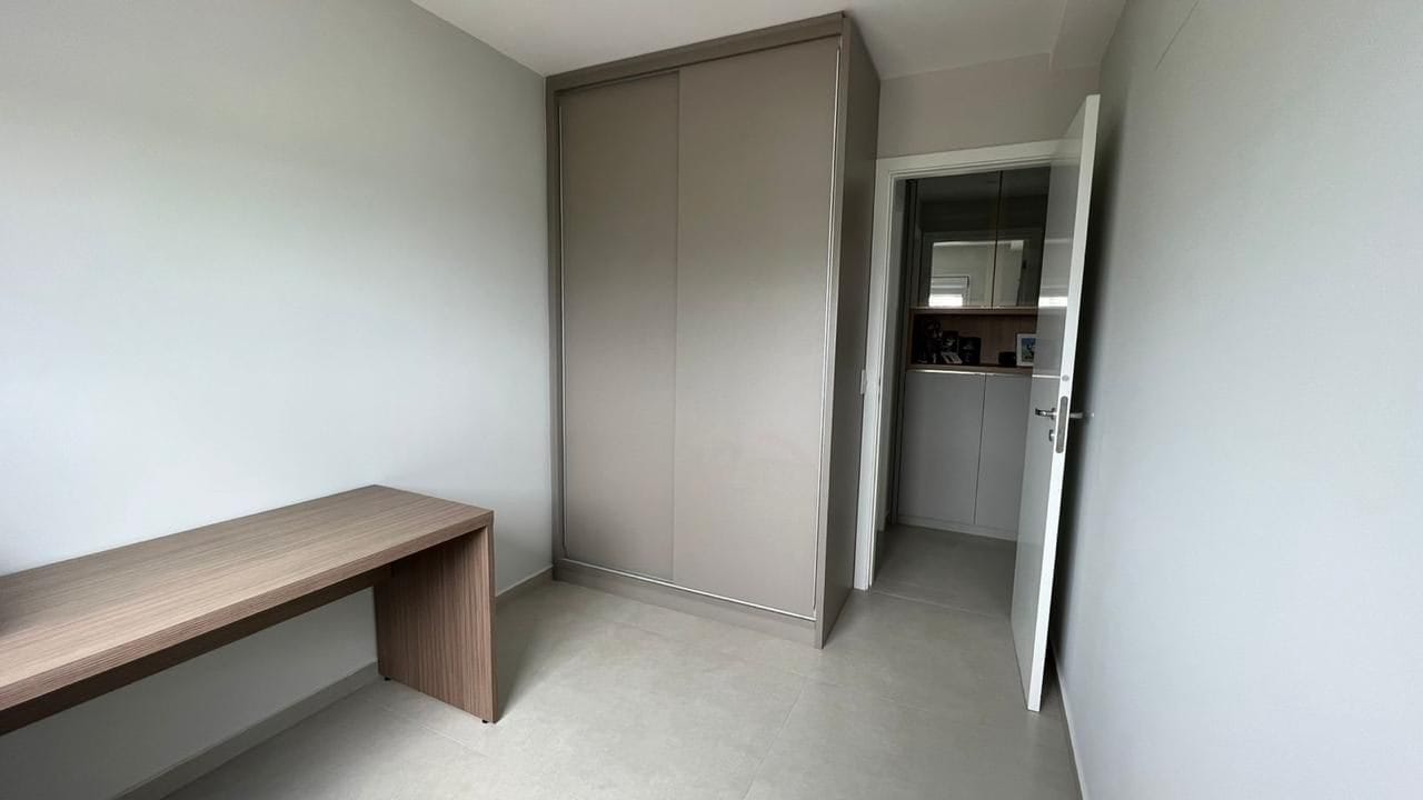 Apartamento à venda, Edifício Vista Parque, 2 quartos, sendo 1 suíte, ar condicionado, móveis planejados - Jardim Presidente, Londrina, PR