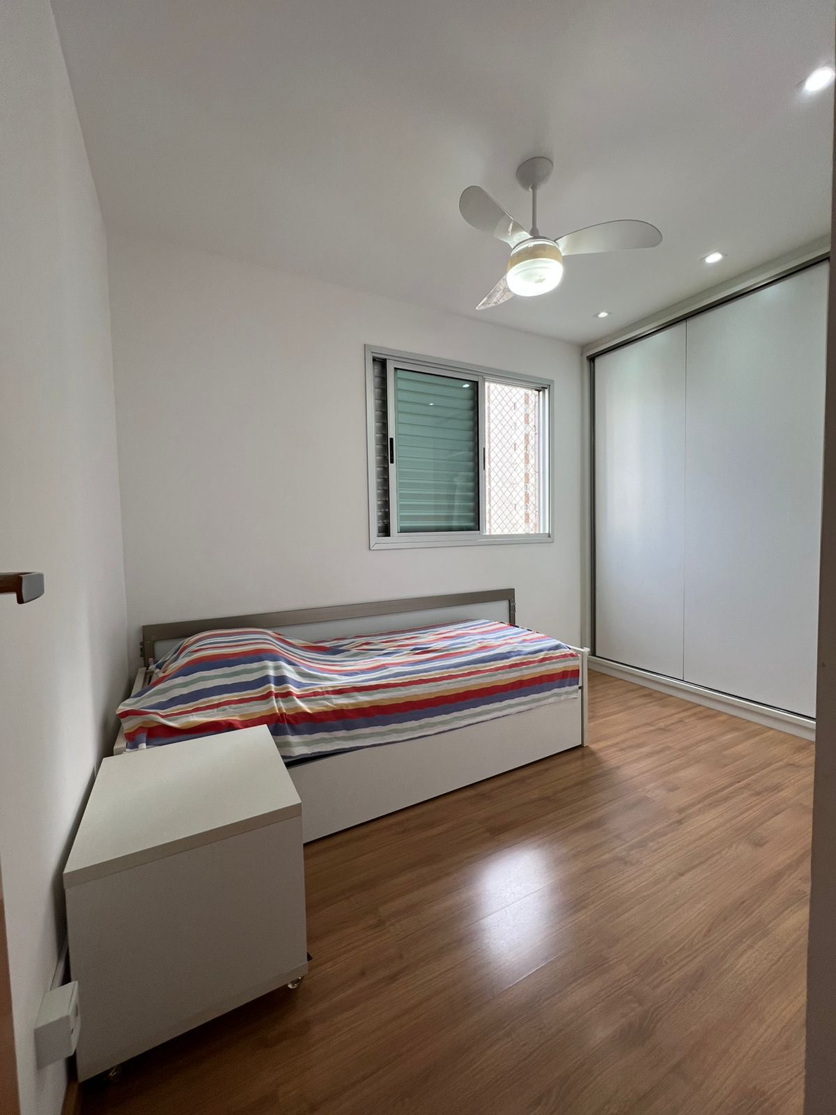 Apartamento à venda, 137 m², Florais Eco Resort, Gleba Fazenda Palhano, Londrina, PR