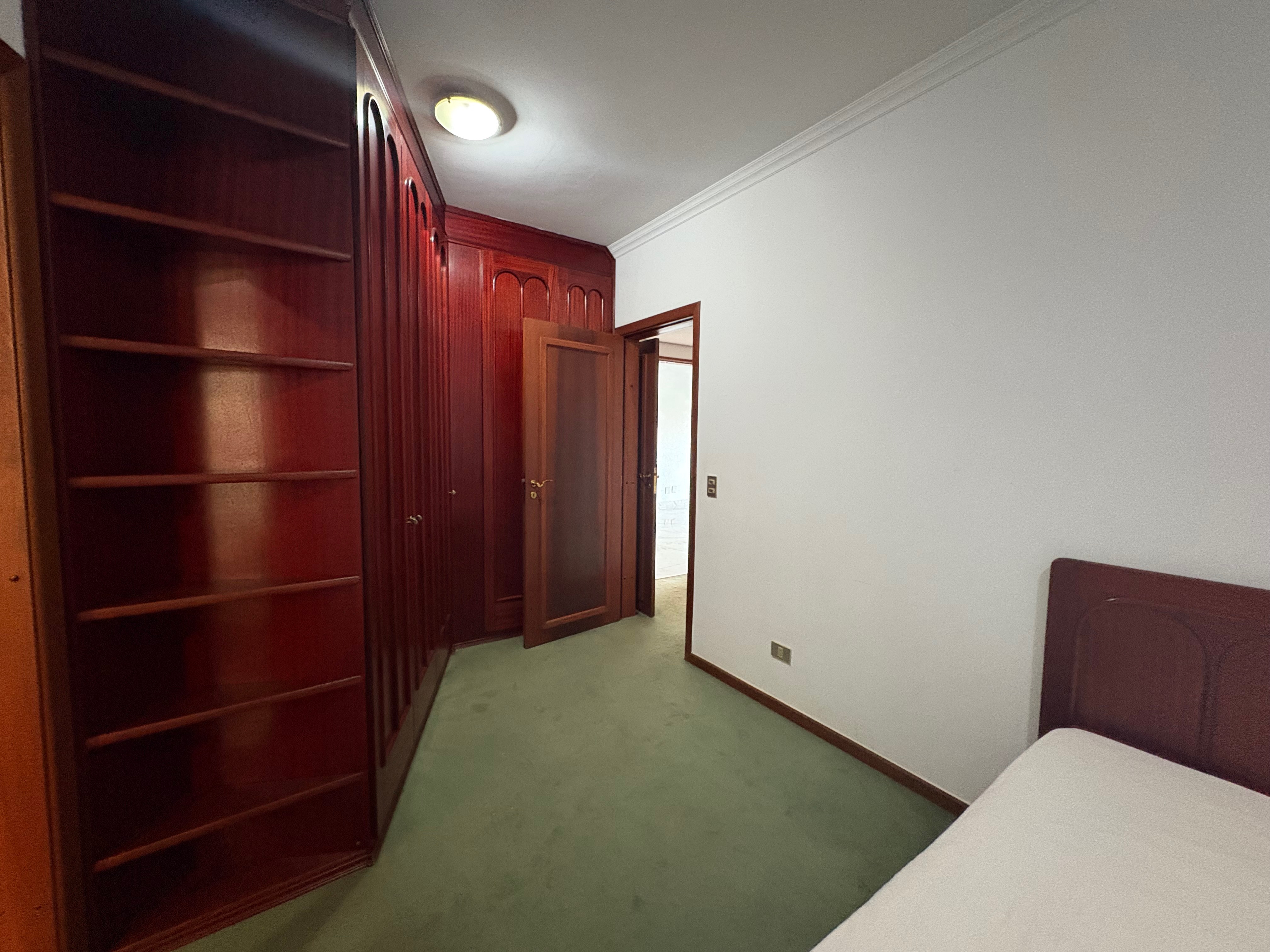 Apartamento à venda, Edifício Palais Lac Dor, 3 suítes, 5 vagas  - Londrina, PR