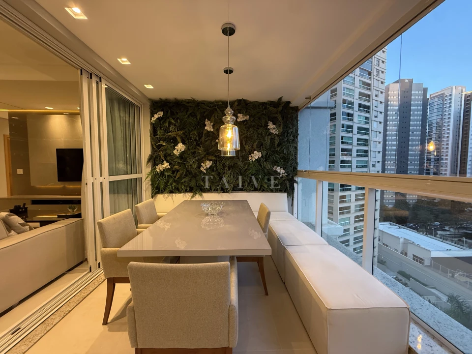 Apartamento mobiliado e decorado Champs Élysées 3 suites com closet e hidromassagem na Praça Pè Vermelho em Londrina