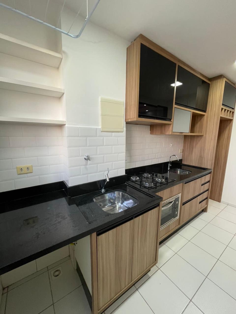 Apartamento à venda Spazio Louvre, 45m², 2 dormitórios com armários, 1 banheiro, 1 vaga de garagem, móveis embutidos, Gleba Fazenda Palhano, Lond