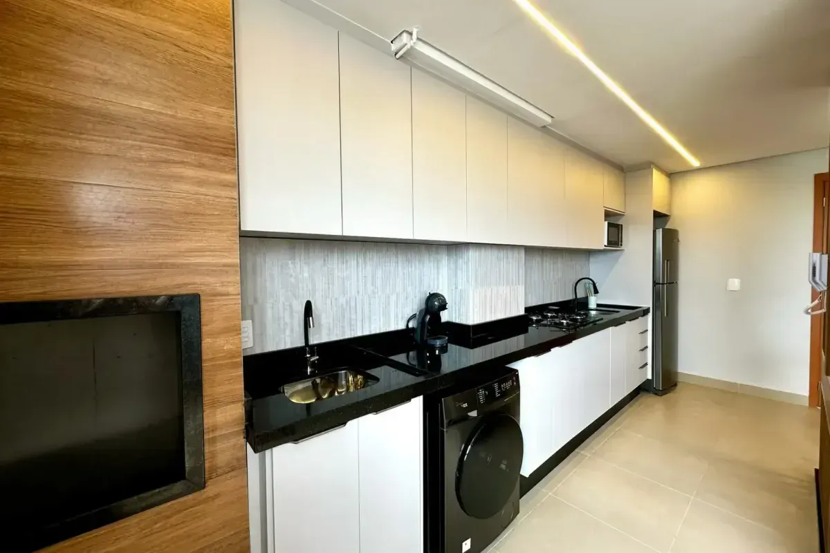 Apartamento à venda, Residencial Le Chalet, 56m² úteis, 2 quartos sendo 1 suíte, churrasqueira integrada - Parque Jamaica, Londrina, PR