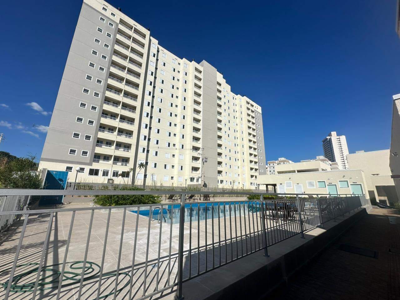 Apartamento à venda, próximo à Universidade Estadual de Londrina (UEL) , Londrina - PR