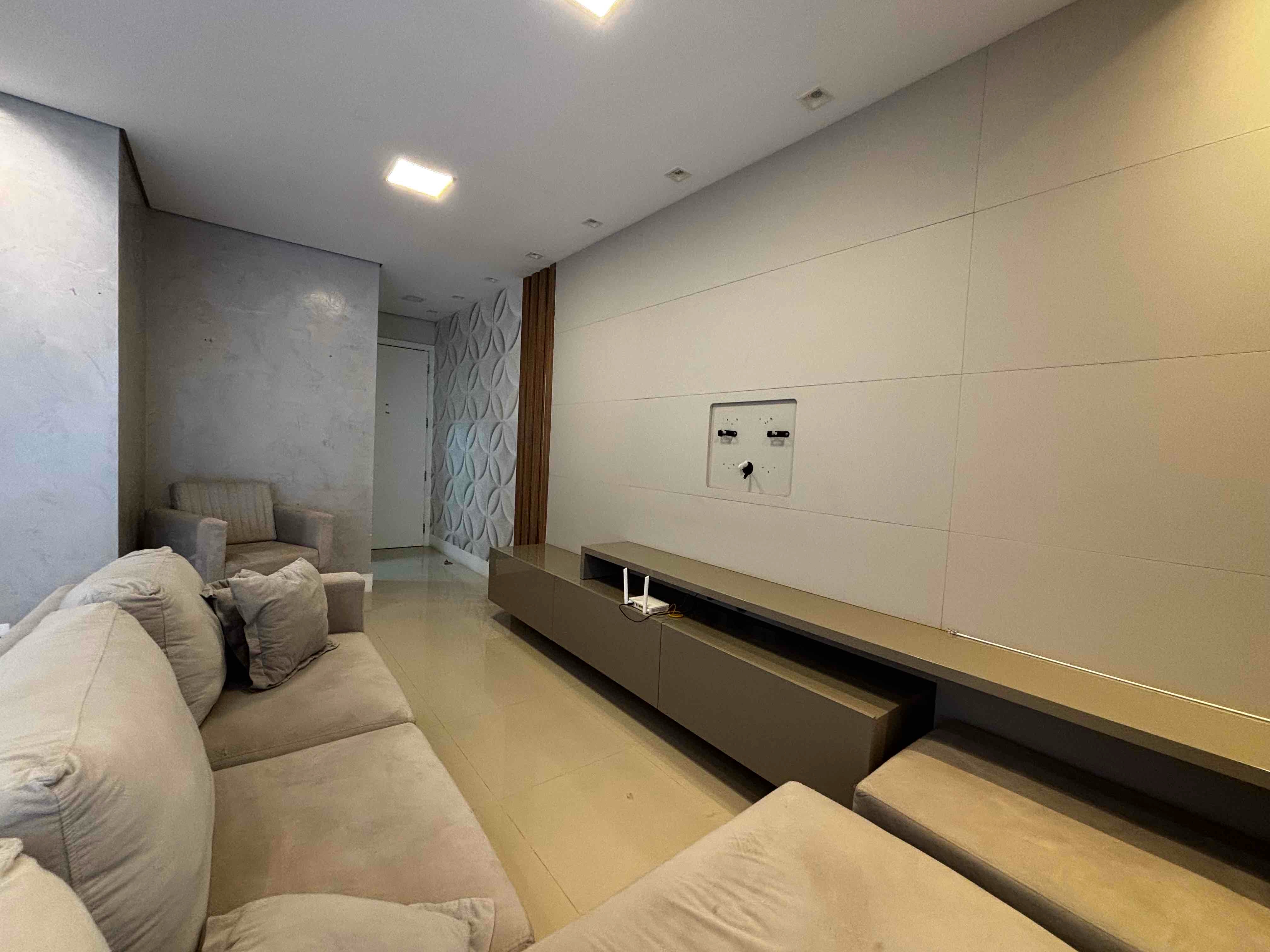 Apartamento  à Venda, Edifício Kensington, 108m² úteis, 3 quartos sendo 1 suíte, planejado, andar alto -  Santa Rosa, Londrina, PR