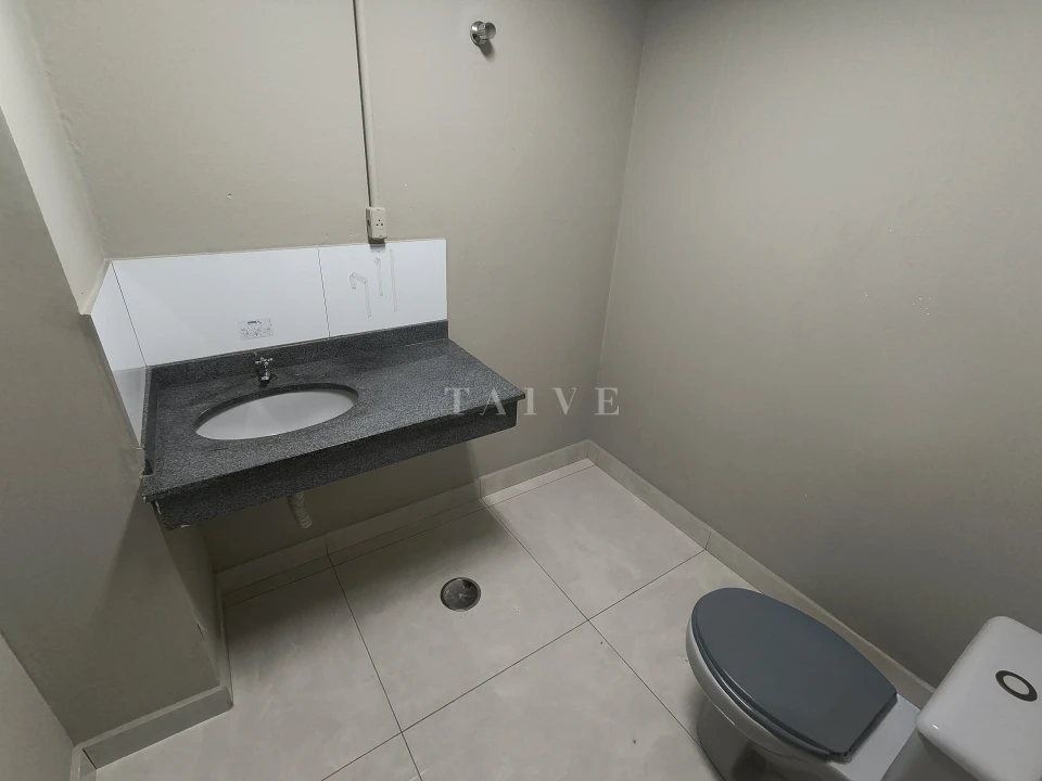 Imóvel comercial para alugar em Vila Ipiranga, Londrina — Florais Eco Resort & Residence - foto 1
