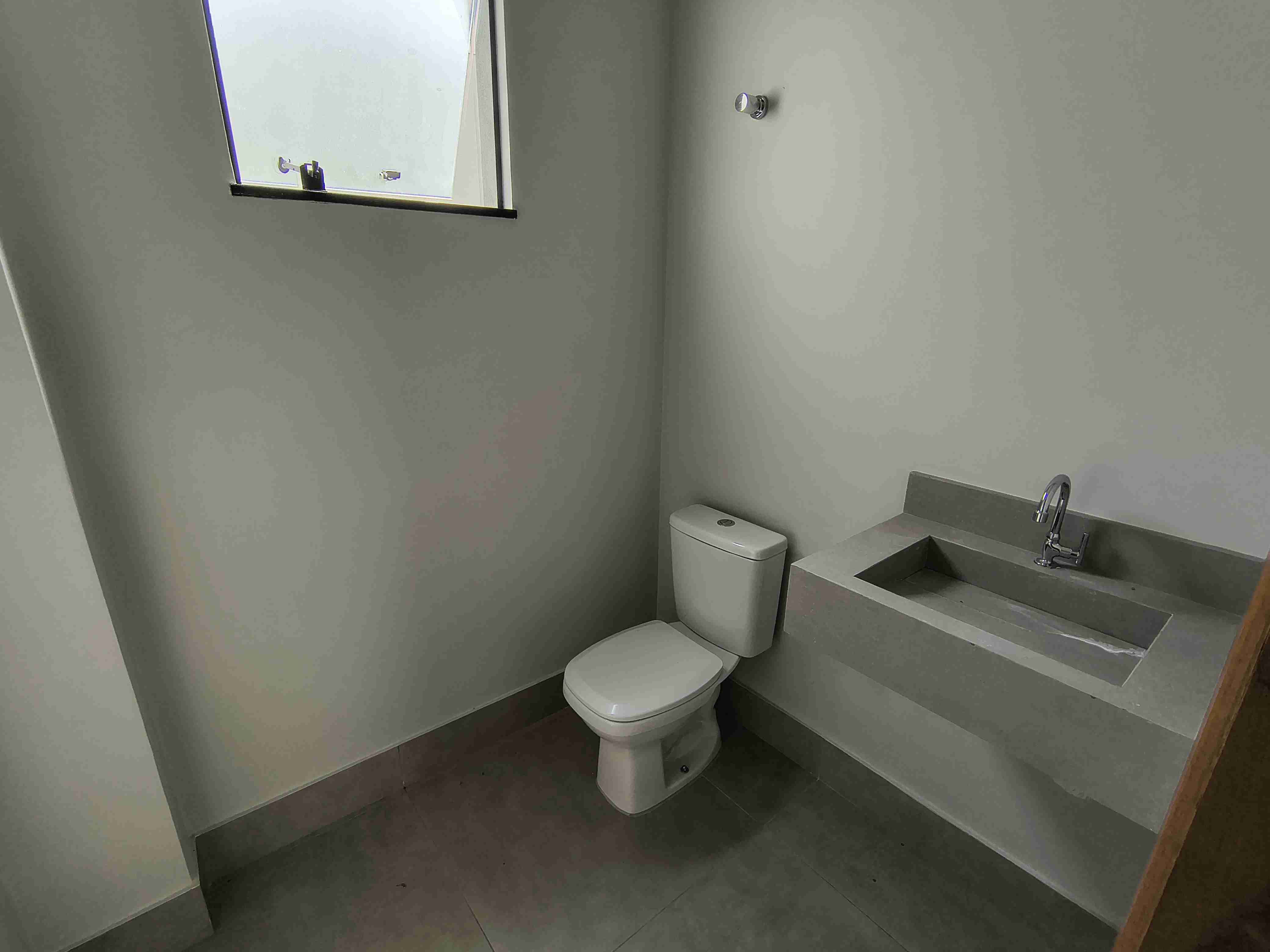 Barracão para locação, 250M², Av. Jorge Casoni - Lago Igapó - Londrina, PR