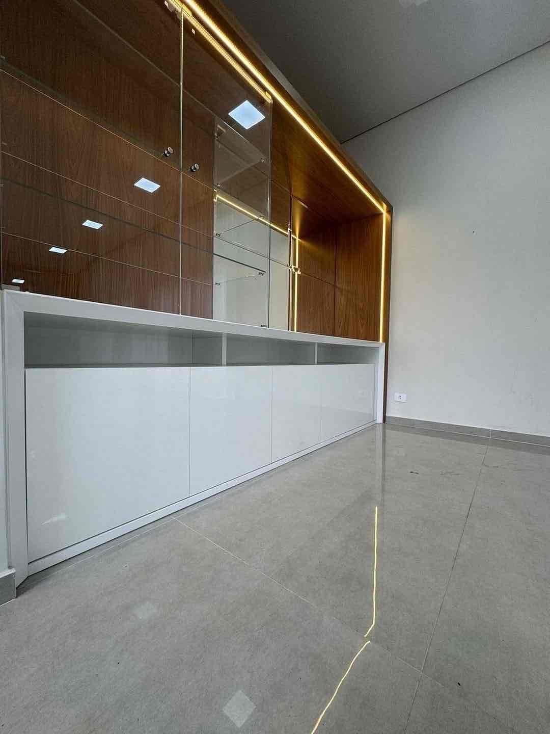 Casa  à venda, Royal Forest, 292m² úteis, 3 suítes, piscina aquecida, 4 vagas - Esperança, Londrina, PR