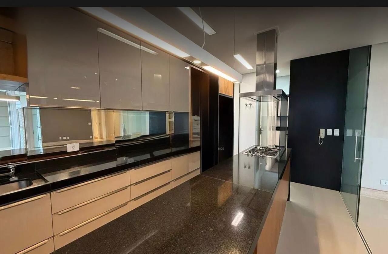 Apartamento à venda, 3 suítes, 245 m², Condomínio Casa Batlo, Santa Rosa, Gleba Palhano, Londrina, PR