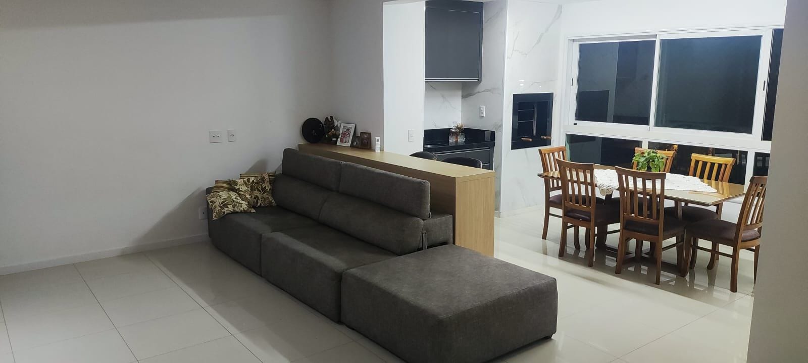 Apartamento à venda, mobiliado na Gleba Fazenda Palhano, Londrina, PR