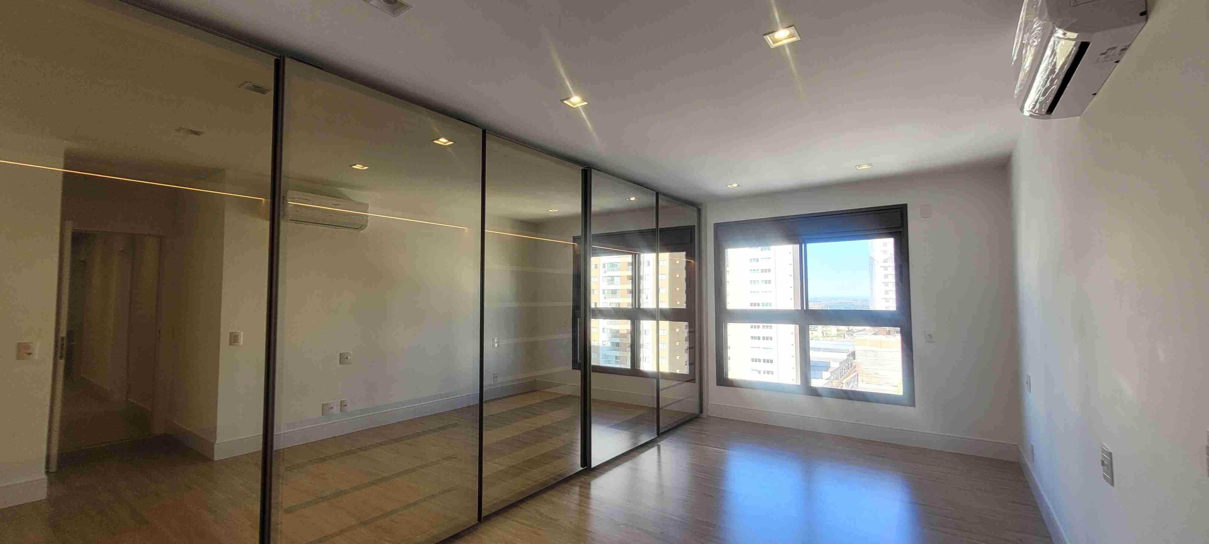 Apartamento para locação no Edifício Epic, 3 Suites, andar alto, Semi mobiliado , 2 vagas- Gleba Palhano-PR