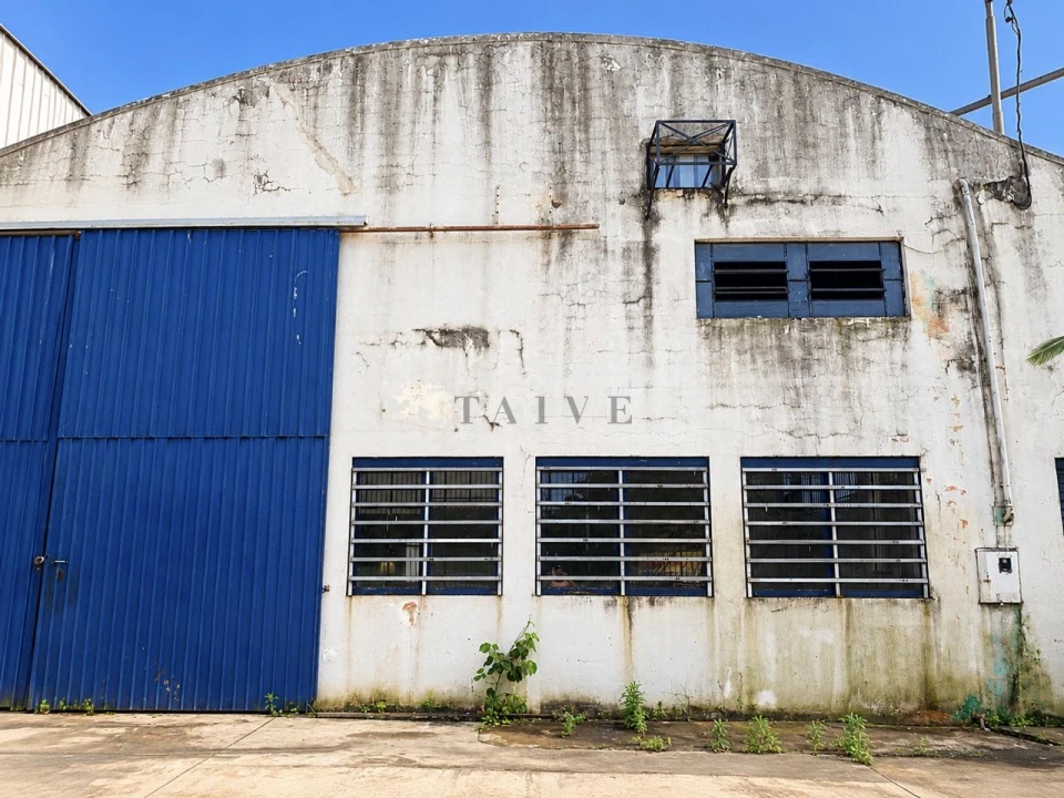 Barracão Comercial A Venda Próximo A Cambé - Centro, Londrina