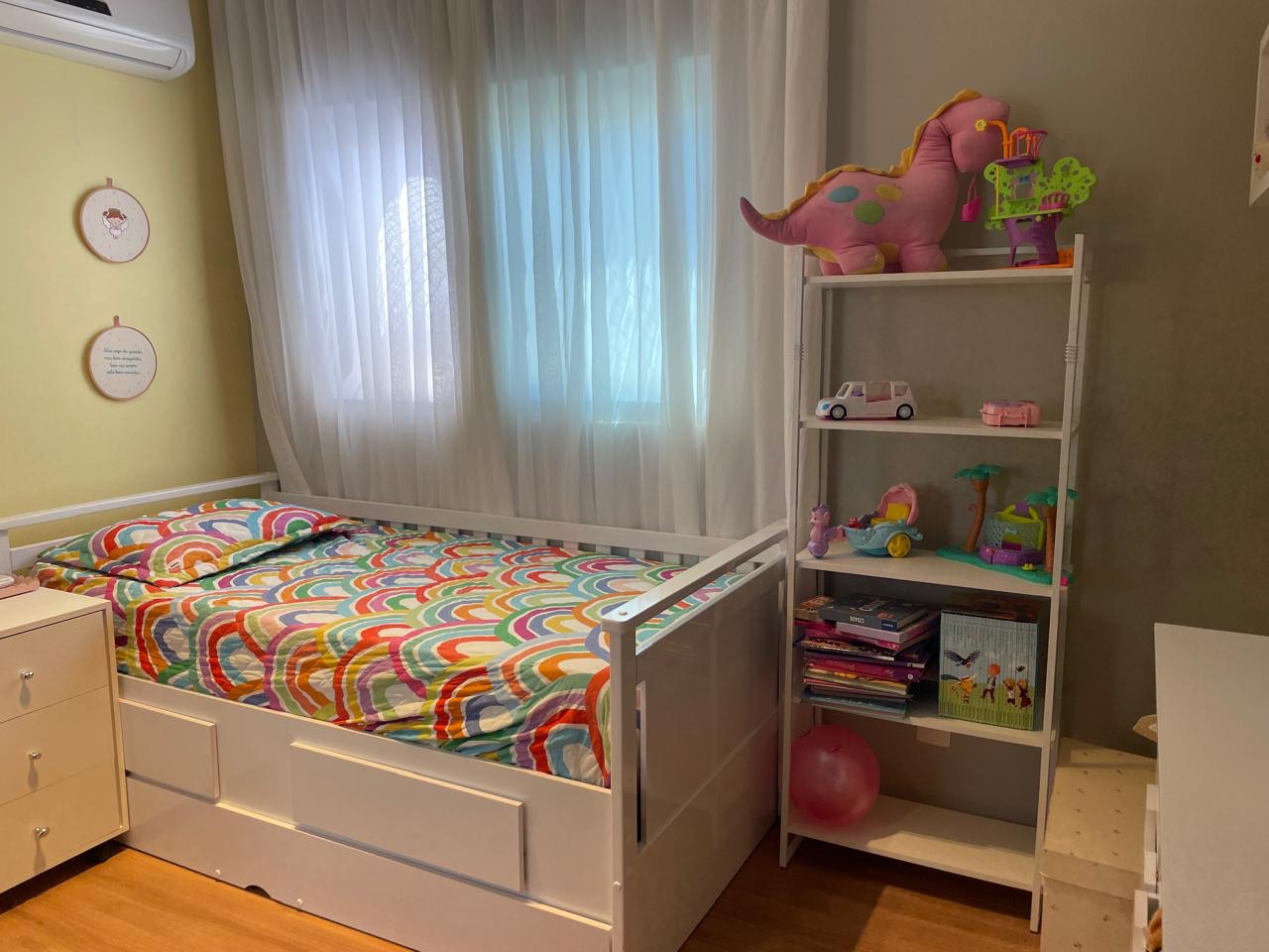 Apartamento à venda Cenário Residence, 3 dormitórios, 1 suite e 3 garagens, Centro, Londrina, PR