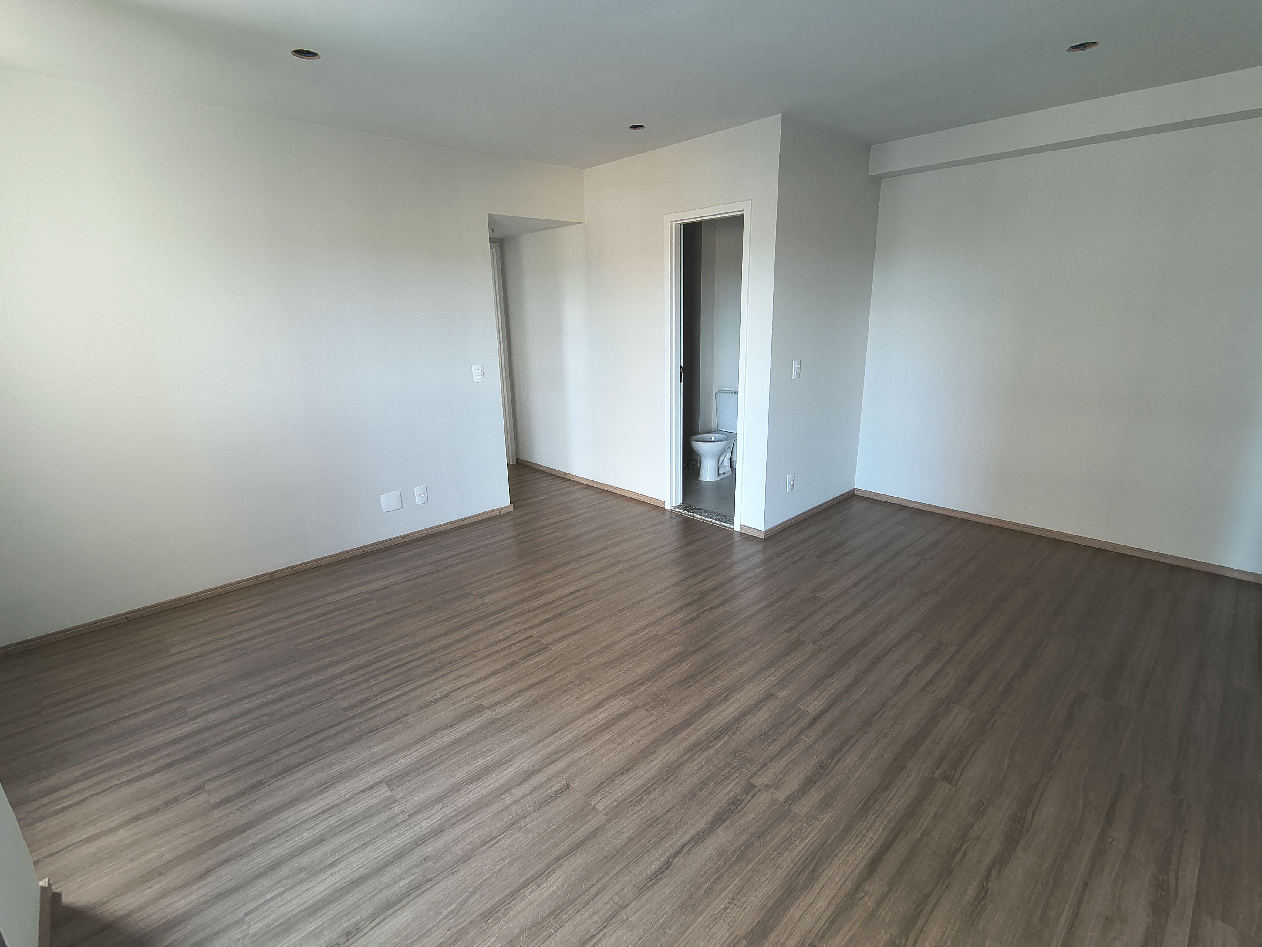 Apartamento à venda, Edifício carmel, 64M² úteis, 2 sendo 1 suíte, Sala estendida, Gleba Palhano,  Londrina - Pr