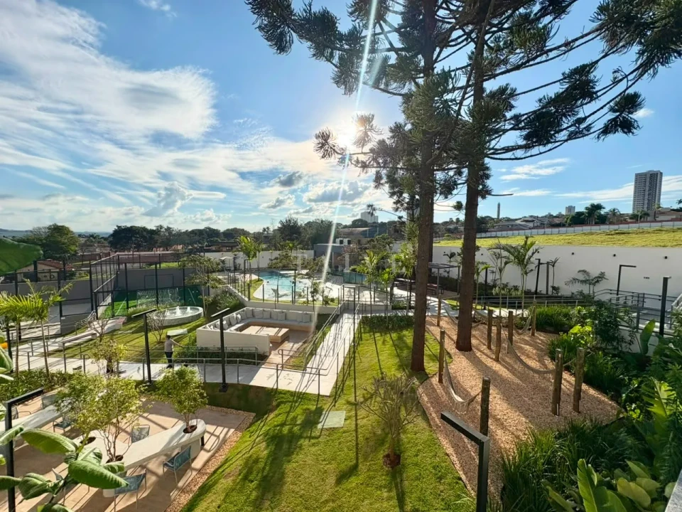 Apartamento À Venda pronto para morar no condomínio Wood da Vanguard, com 3 quartos (sendo 1 suíte), com 167 m², Terra Bonita, Londrina