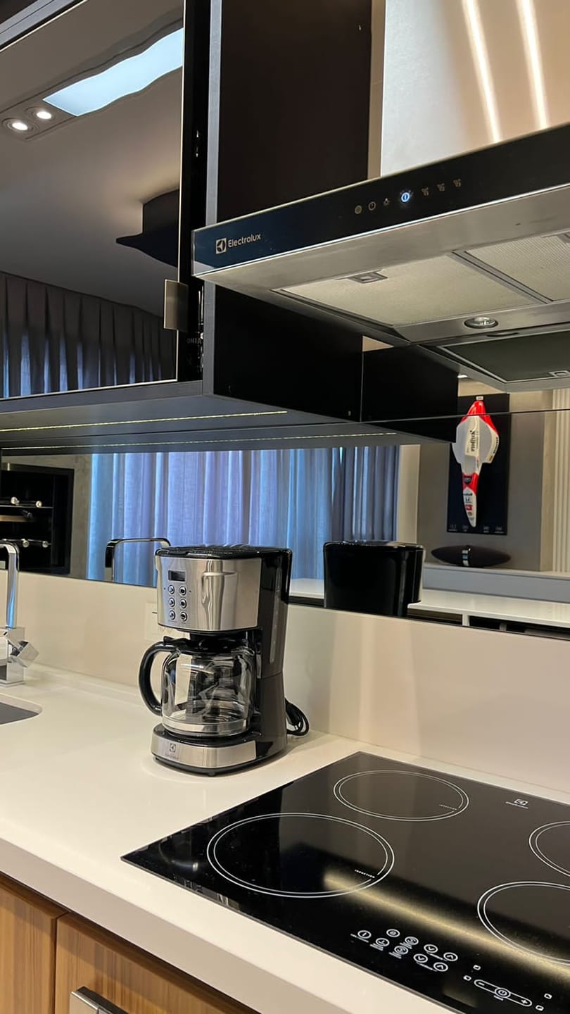 Apartamento  à venda, Edifício Ária Residence, 85m² úteis, 3 quartos sendo 1 suíte, 2 vagas - Gleba Fazenda Palhano, Londrina, PR