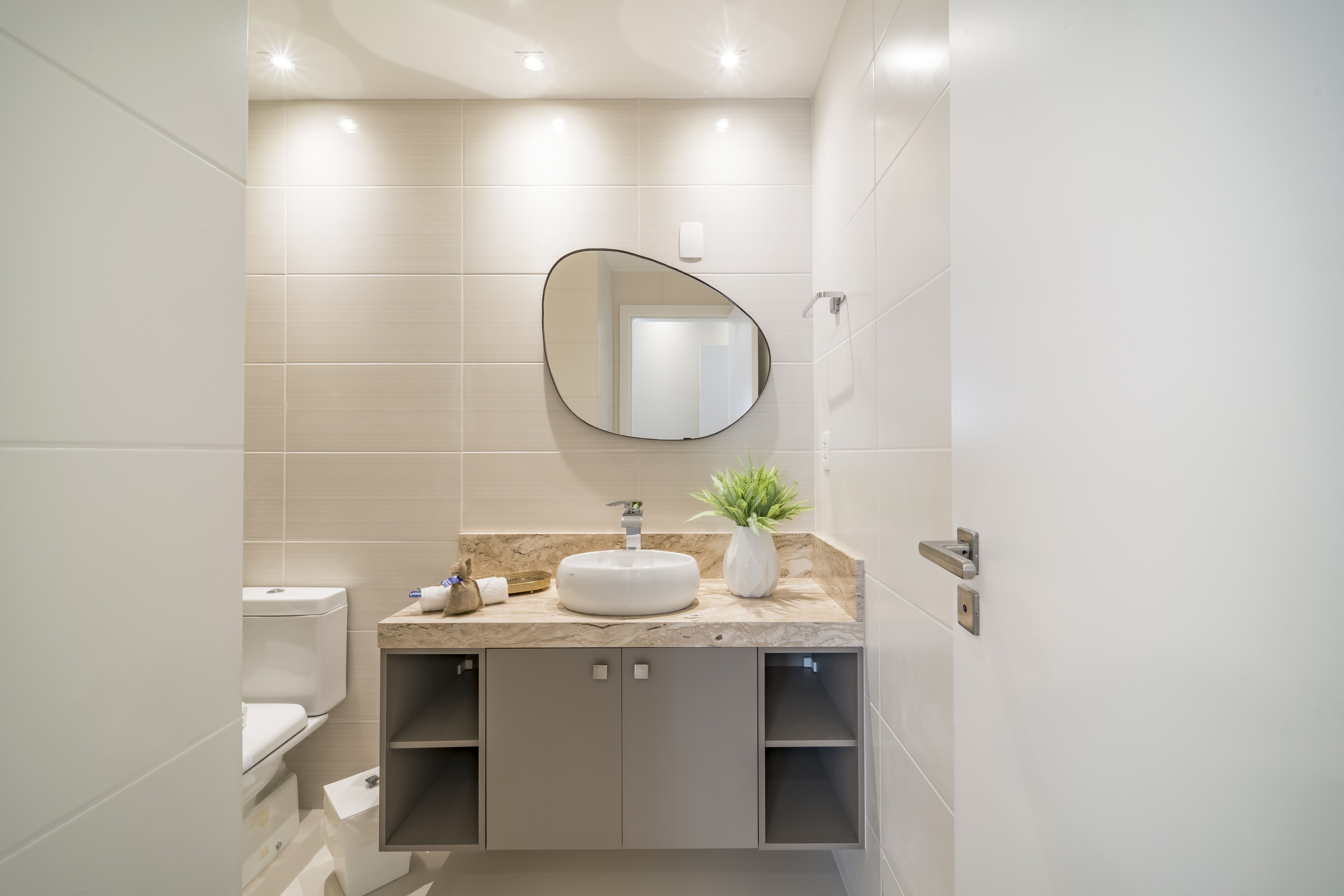 Apartamento padrão à Venda, centro, Bombinhas, SC