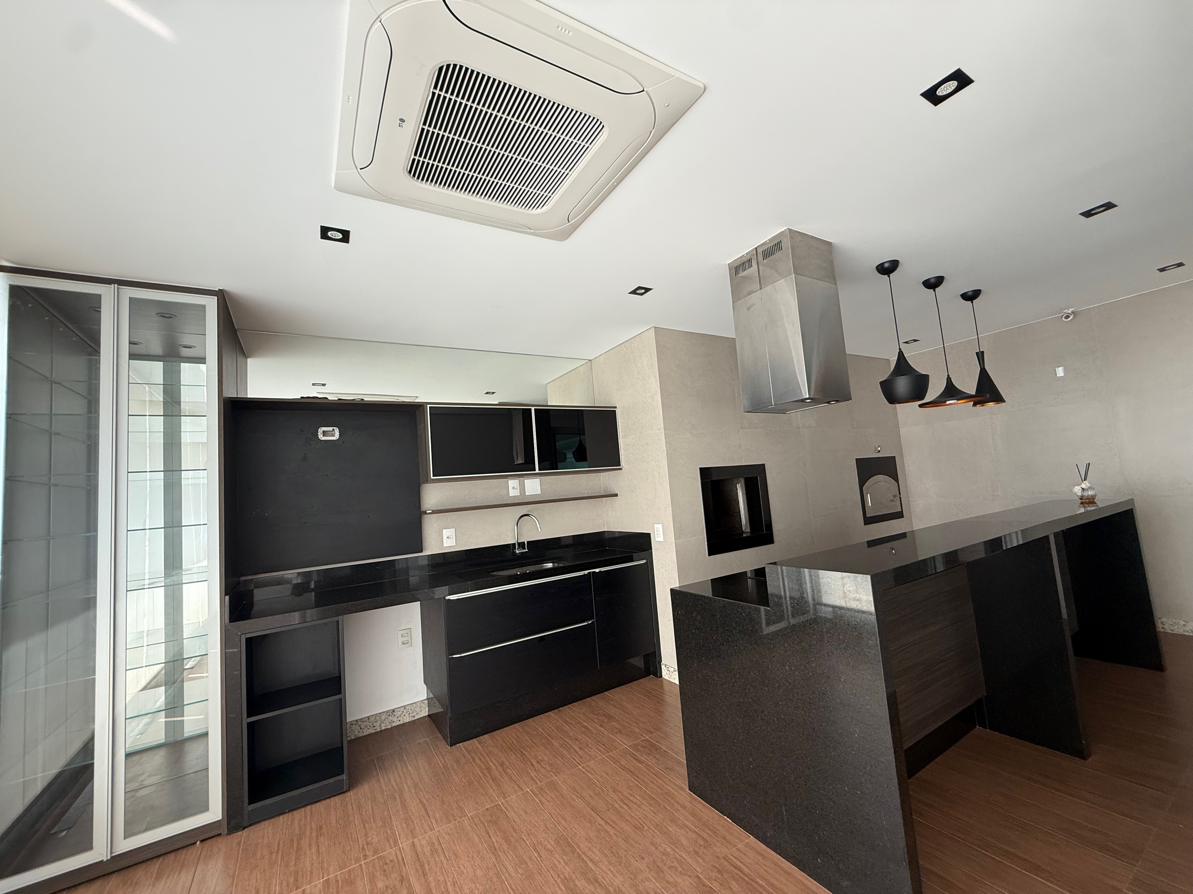 Apartamento à venda, Edifício Le Blanc, 236m² úteis, 3 suítes, 4 vagas, elevador privativo, ampla varanda gourmet - Gleba Palhano, Londrina, PR