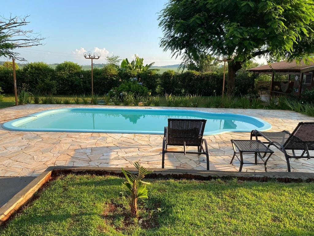 Chácara à Venda, fazenda nata, casa com 250m² de construção, 3 quartos sendo 1 suite -  Londrina, PR
