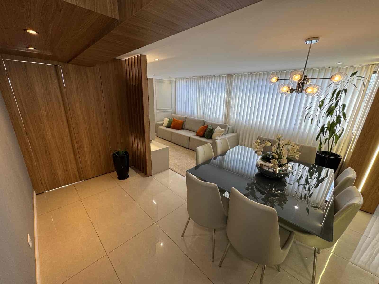 Apartamento triplex  à venda, 238m² úteis, 3 quartos sendo 1 suíte, amplo rooftop com churrasqueira,  2 vagas Boa vista, Londrina, PR