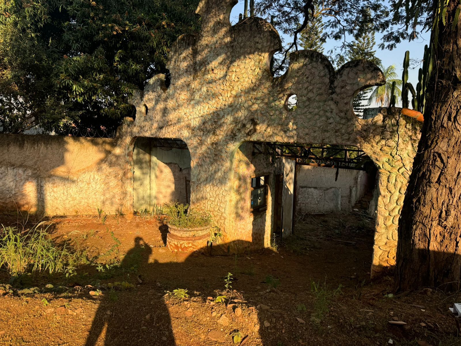 Terreno à venda, 3.700 m², Londrina, PR