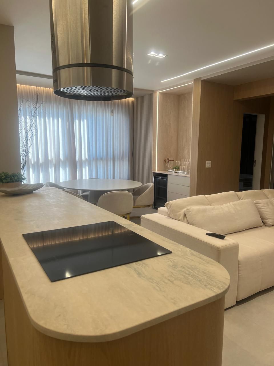 Apartamento à venda, 2 suites, 89 m², Condominio Insight, Gleba Fazenda Palhano, Londrina, PR