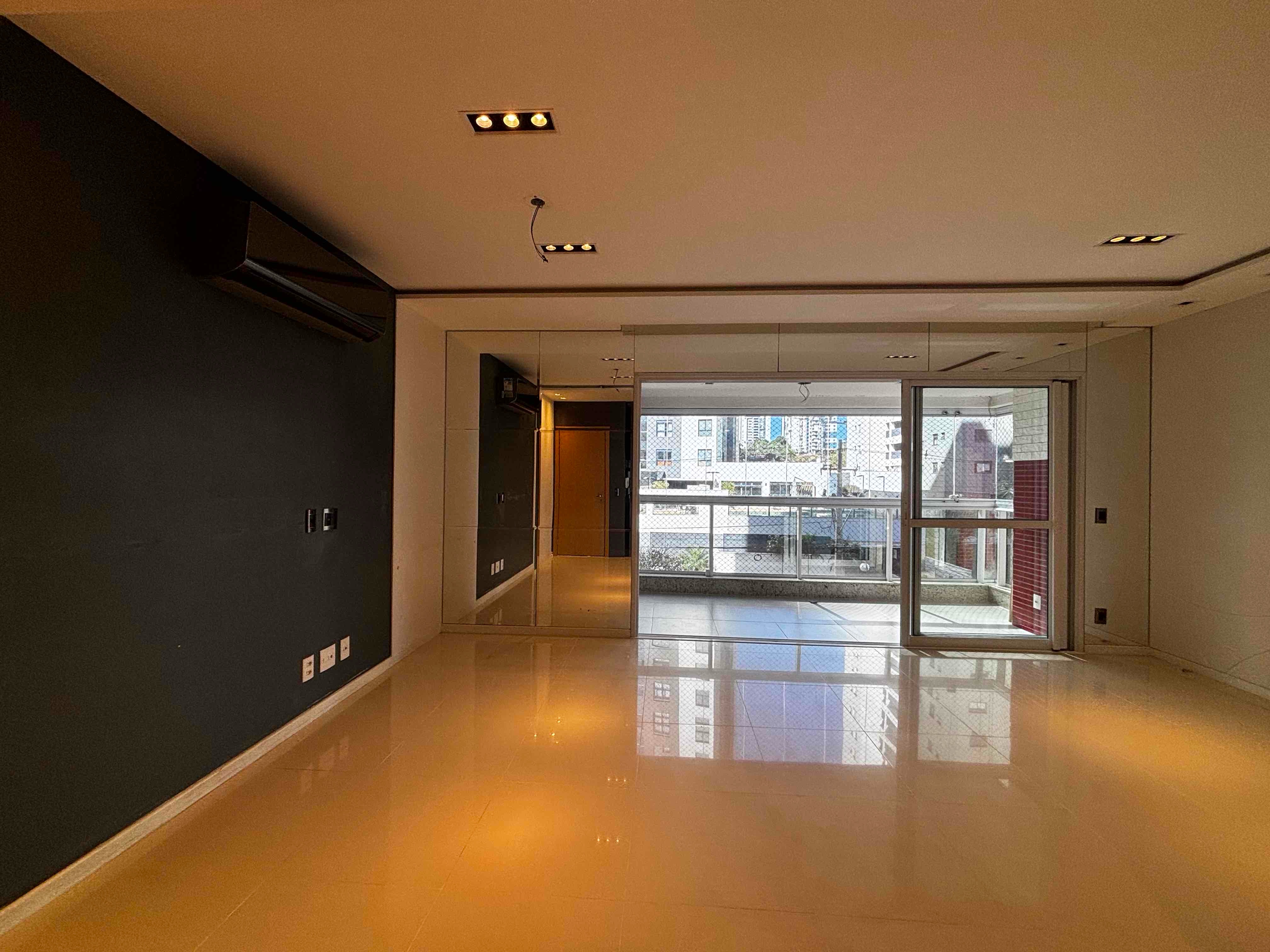 Apartamento venda, Gleba Palhano, Tresor, com 3 quartos 1 suíte, planejado e decoradoLondrina, PR