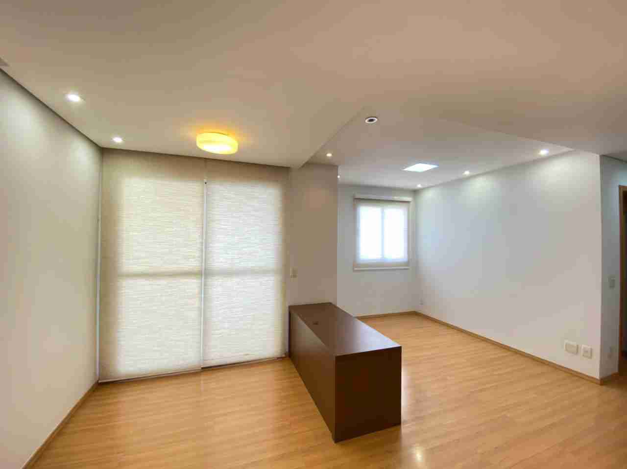 Apartamento à venda, Ed Due Torri, 70m²úteis,  2 quartos, 2 vagas, andar alto, sol da manhã, Bela Suiça, Londrina, PR