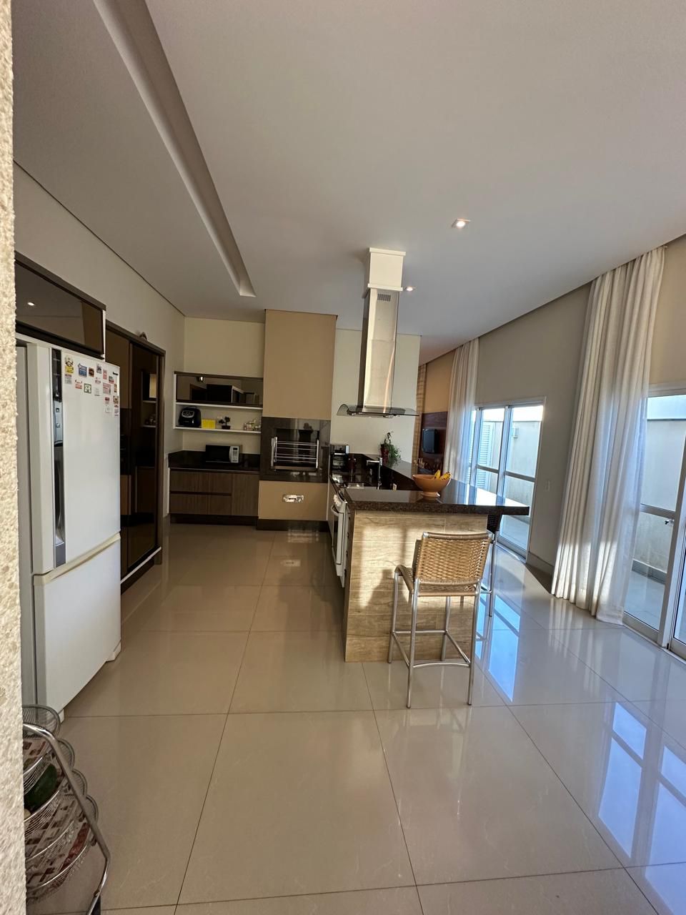 Casa à venda, 3 quartos sendo 1 demi suite, 360 m², Condomínio  Ville Campestre, Londrina, PR