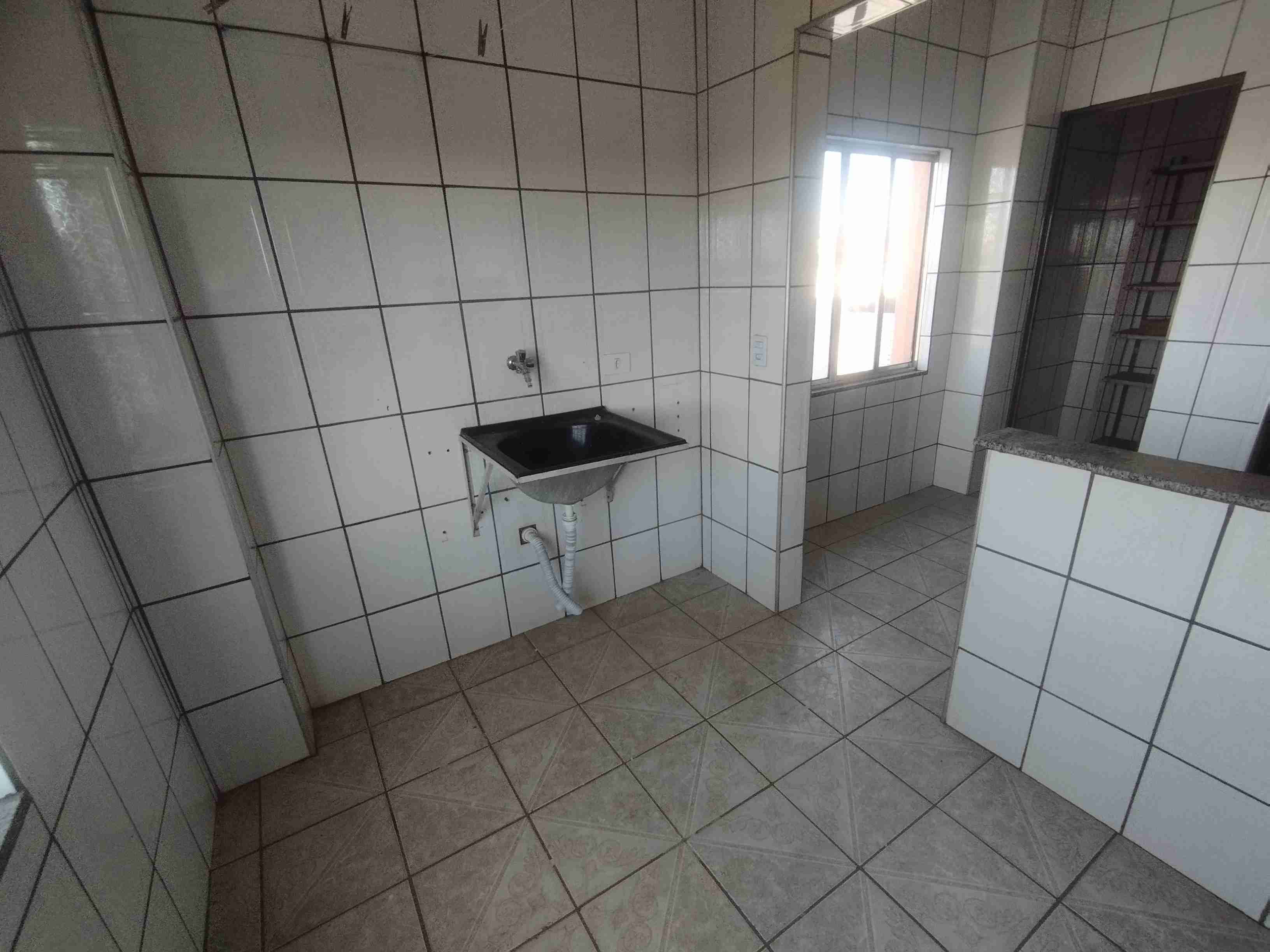 Apartamento para locação, Residencial mendonça, 94M² úteis,  3 quartos sendo 2 suíte, 3 vagas - Paulista, Londrina - PR,