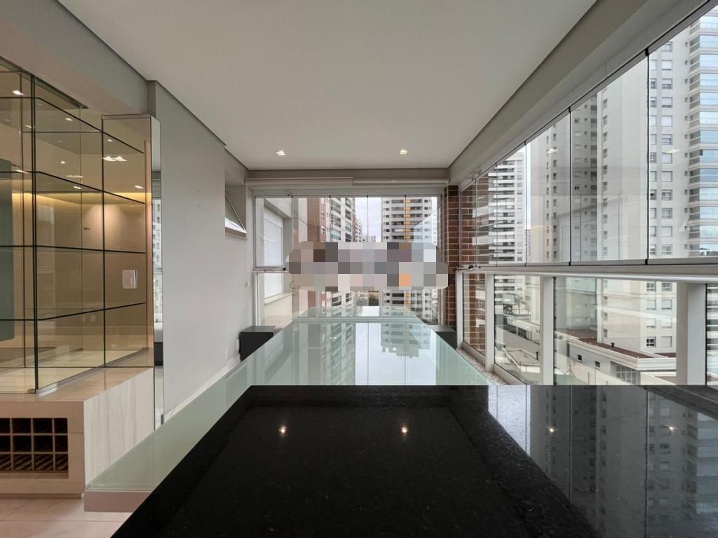 Apartamento à venda, Edifício Chelsea Tower, 100m² úteis, todo planejado /estuda permuta na gleba até 500mil-  Santa Rosa, Londrina, PR