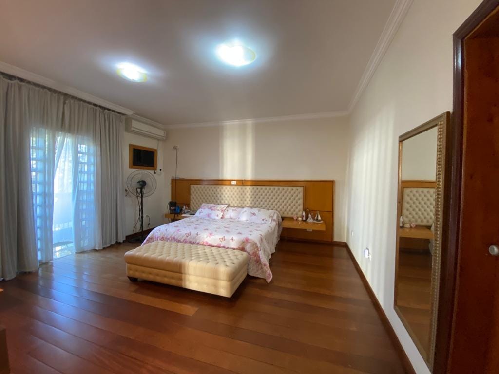 Sobrado à venda, 574m² úteis, 4 suítes com banheira e sacada, piscina, sauna,  estuda permuta- Jardim Itatiaia 1, Londrina, PR