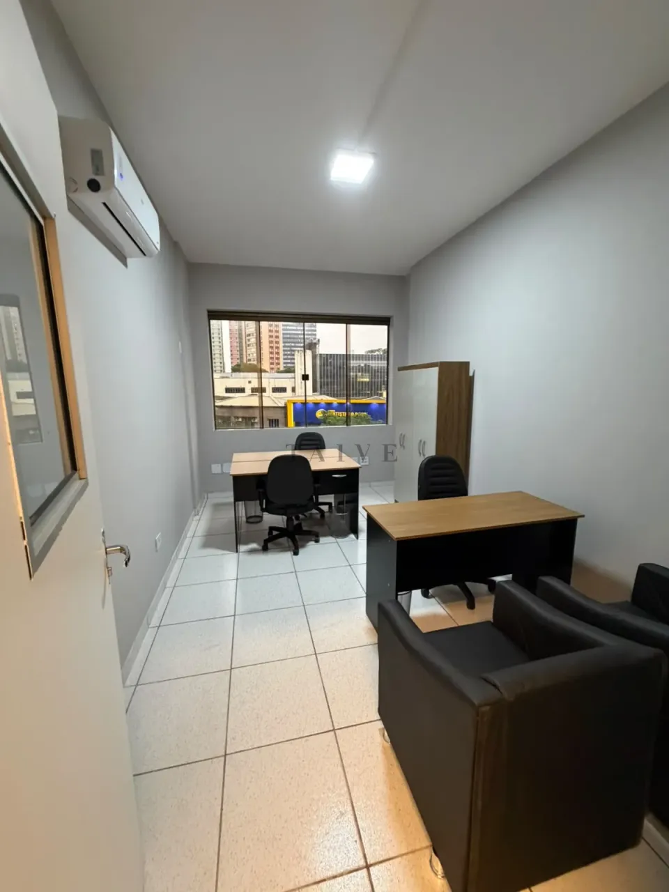 Comercial Para Alugar Centro Londrina, mobiliada, climatizada, de 11 m², 13 m², 19 m², 20 m², 22 m², a partir de 1.590 reais - foto 11