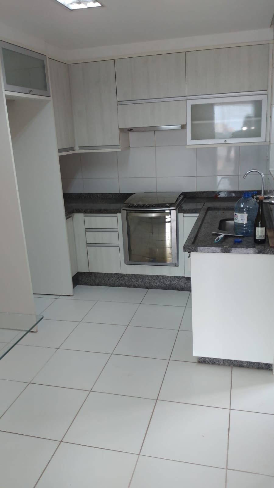 Apartamento à venda, Edifício Terroir Residence, 113m² úteis, 4 quartos sendo 1 suíte, 2 vagas -  Gleba Fazenda Palhano, Londrina, PR