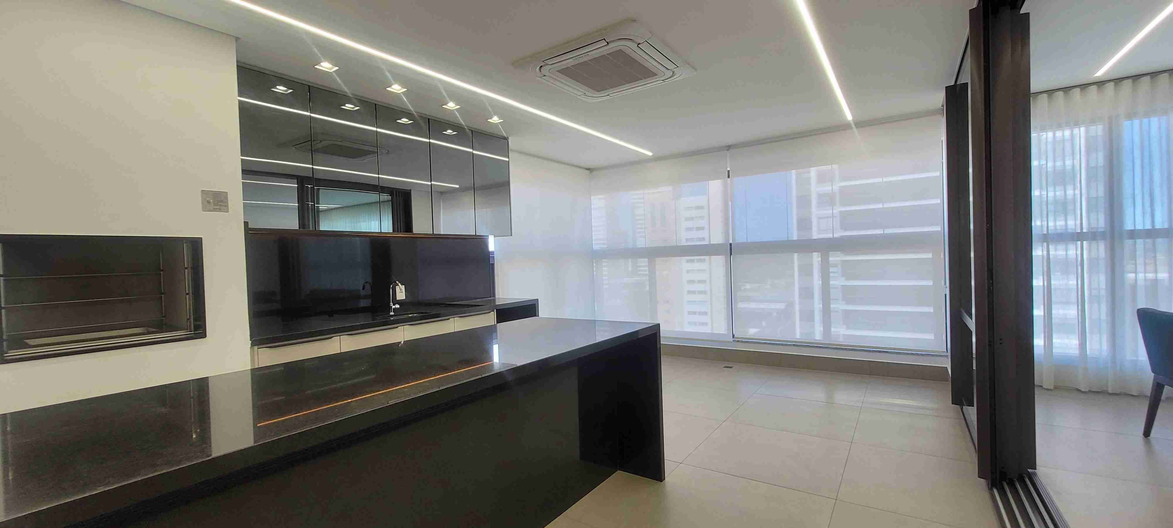 Apartamento para locação no Edifício Epic, 3 Suites, andar alto, Semi mobiliado , 2 vagas- Gleba Palhano-PR