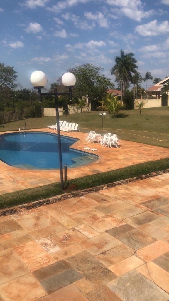 Chácara  à venda em Condomínio Green Village, 5000 m² total, casa 300m² úteis, 2 quartos sendo 1 suíte e 1 demi suite -- Jardim Santa Adelaide - 