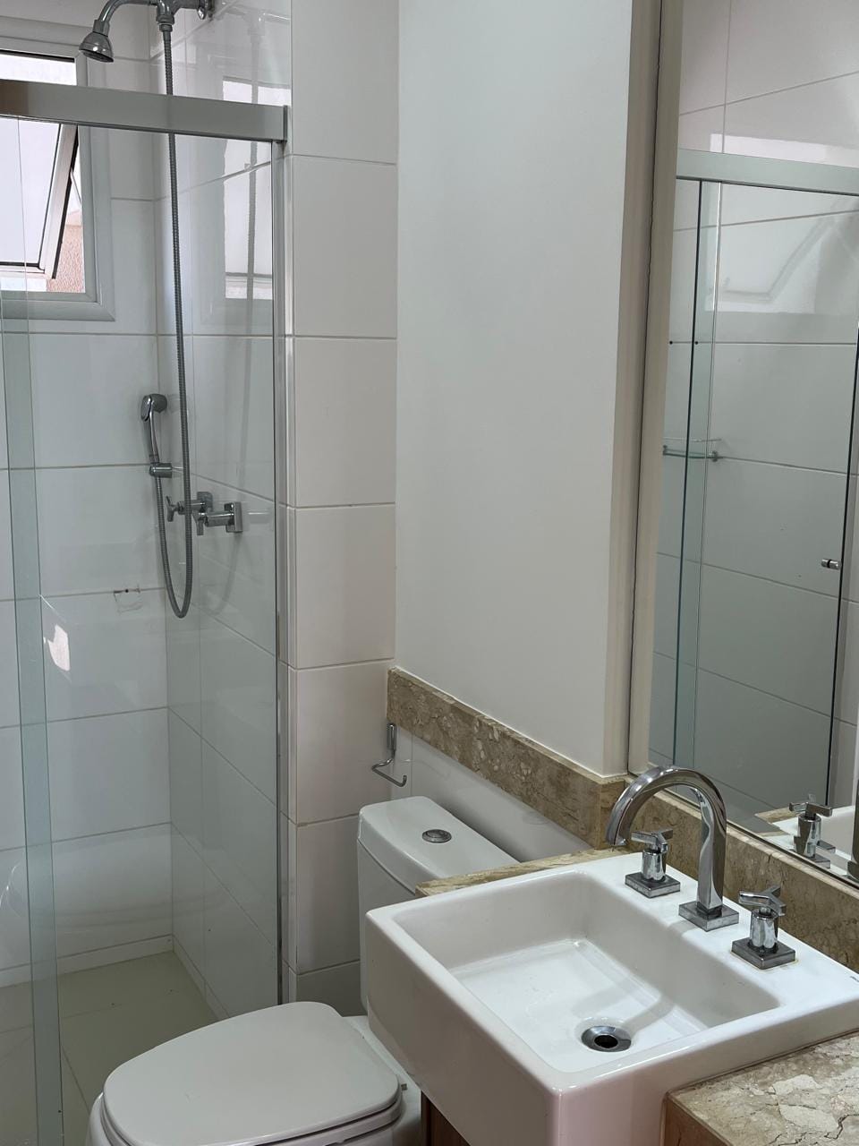 Apartamento à venda, Edifício Alameda Eco Resort , 83m² úteis, 3 dormitórios sendo 1 suíte, 2 vagas , andar alto, Gleba Palhano, Londrina, PR