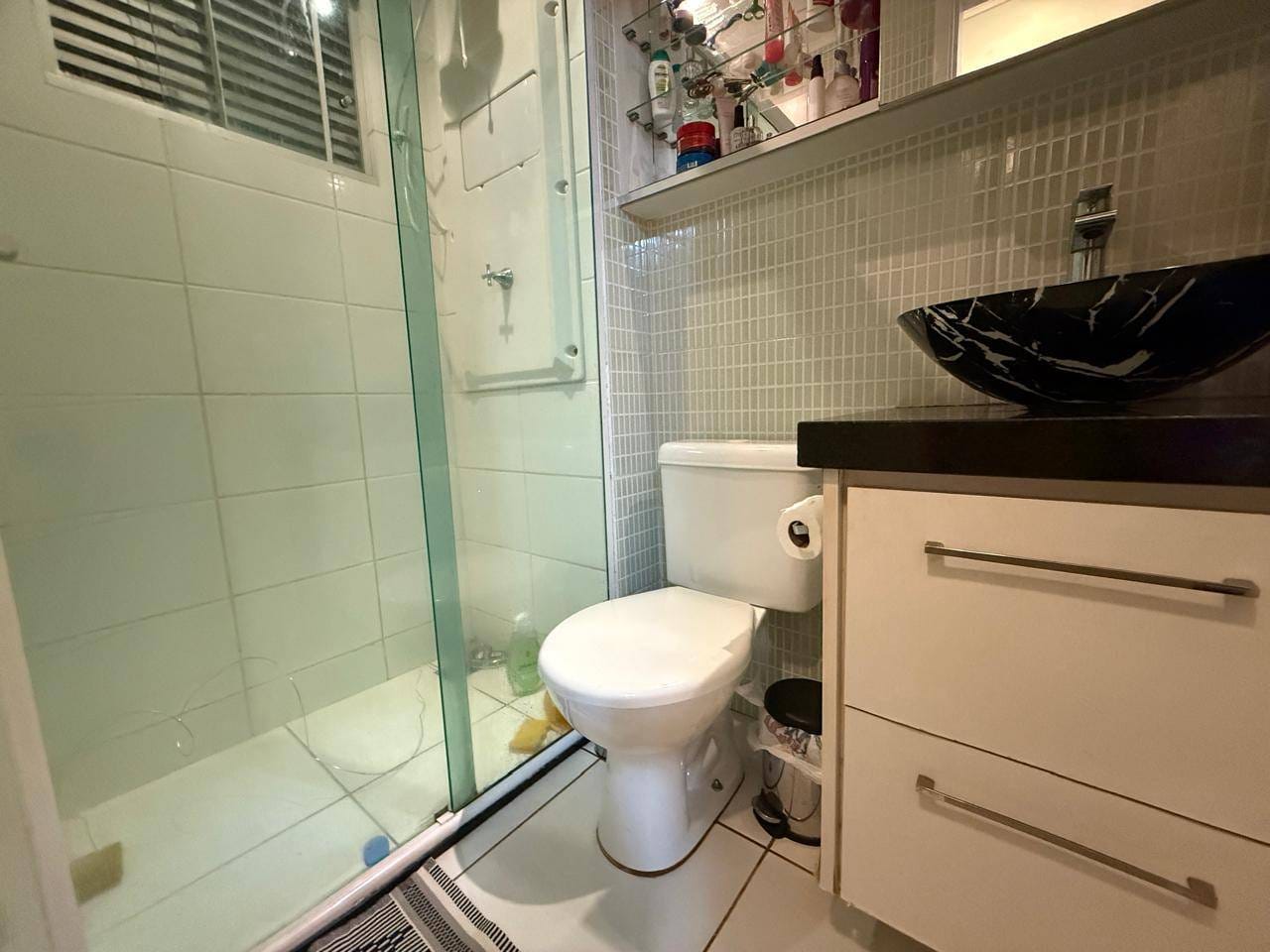 Apartamento à venda, Ed. Marco dos Pioneiros  2 Dorm, Mobiliado, Sacada c/ Churrasqueira, Andar Alto, Jard. Morumbi, Londrina, PR