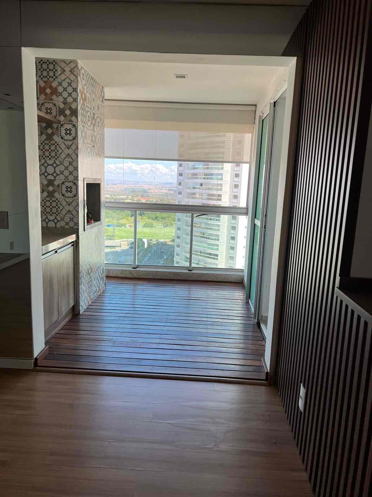 Apartamento  à Venda, Edifício Florais Eco Resort, 75m² úteis, 3 quartos sendo 1 suíte, andar alto, completo armários - Gleba Fazenda Palhano, Lo